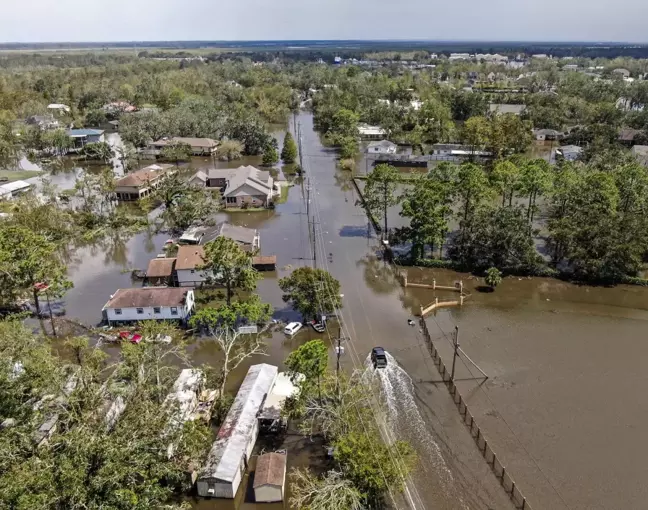 Louisiana'da 800 binden fazla aboneye elektrik verilemiyor