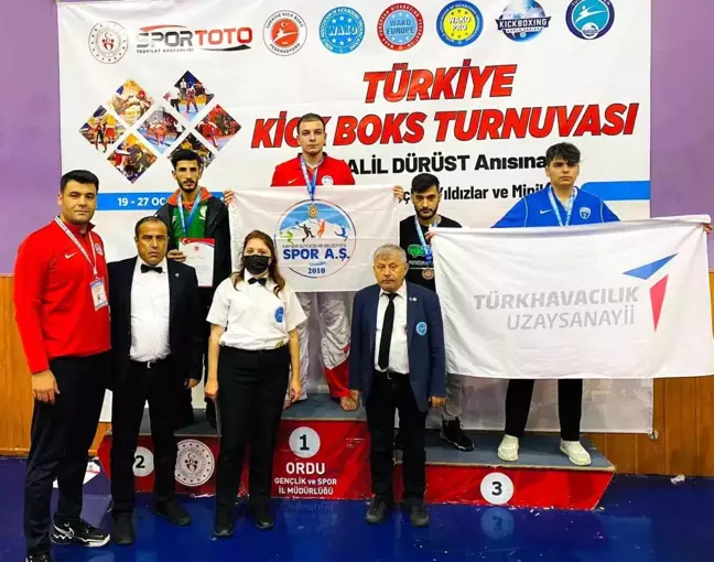 Kayseri Kick Boks'ta madalyalara ambargo koydu