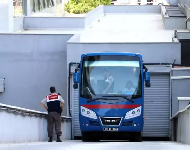 Mersin'de Darbe Girişimi Davası Başladı