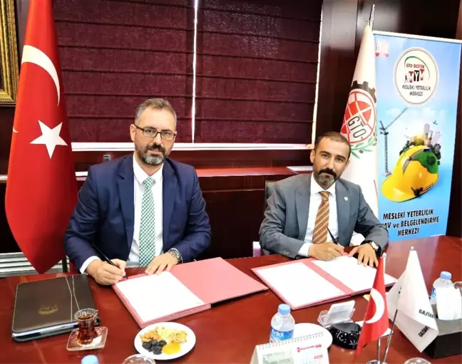 Oto Satıcılarına Yönelik Mesleki Yeterlilik Belgesi İçin Protokol İmzalandı