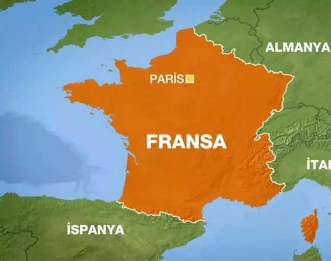 Paris'te Bir Araç Restorana Daldı: 1 Ölü, 8 Yaralı