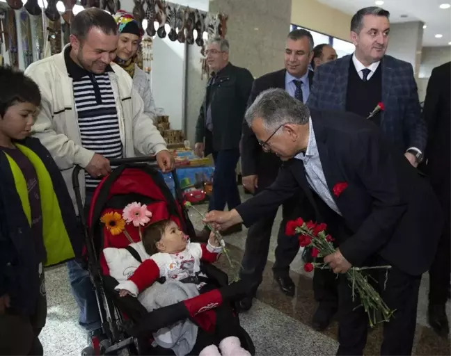 Başkan Büyükkılıç'tan Yöresel Ürünler Fuarına Sürpriz Ziyaret