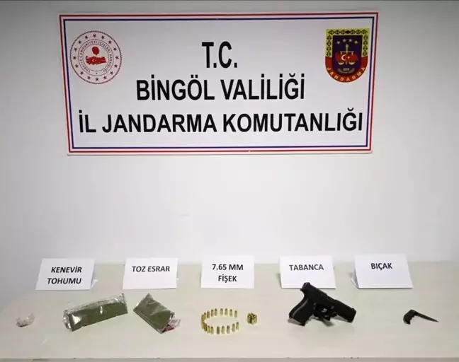 Bingöl'de Jandarma Operasyonunda Uyuşturucu ve Silah Ele Geçirildi