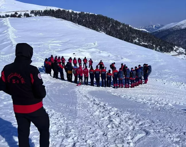 Trabzon'da Zigana Dağı'nda Arama Kurtarma Tatbikatı Gerçekleştirildi