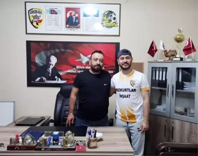 Emre Acar yuvada kaldı