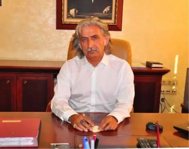 Ok Atan, Ata Binen, Resim Yapan Kaymakam İzmir'e Atandı