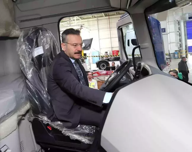 Eskişehir Valisi Ford F-Max Kamyonunu Test Etti