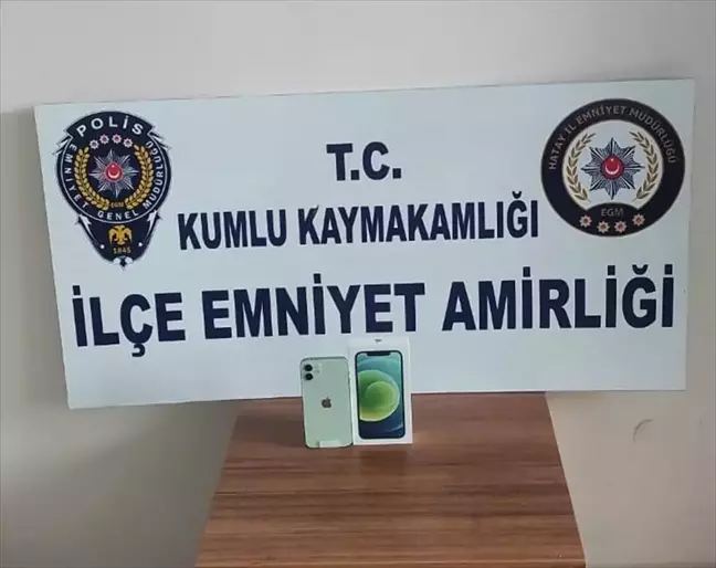 Hatay'da iş yerinden cep telefonu çalan 2 zanlı yakalandı