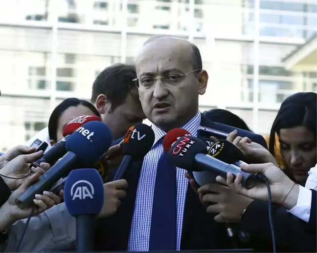 Yalçın Akdoğan,