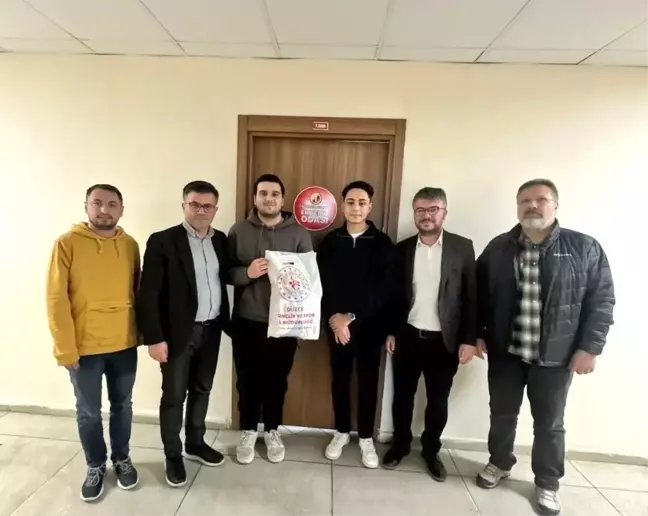 Düzce Üniversitesi'nde En Temiz Oda Ödülleri Sahiplerini Buldu