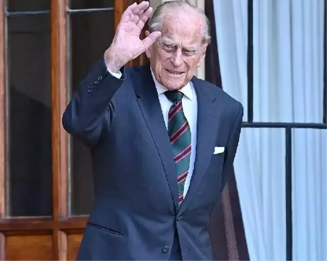 İngiltere Kraliçesi Elizabeth'in eşi Philip, başka bir hastaneye nakledildi