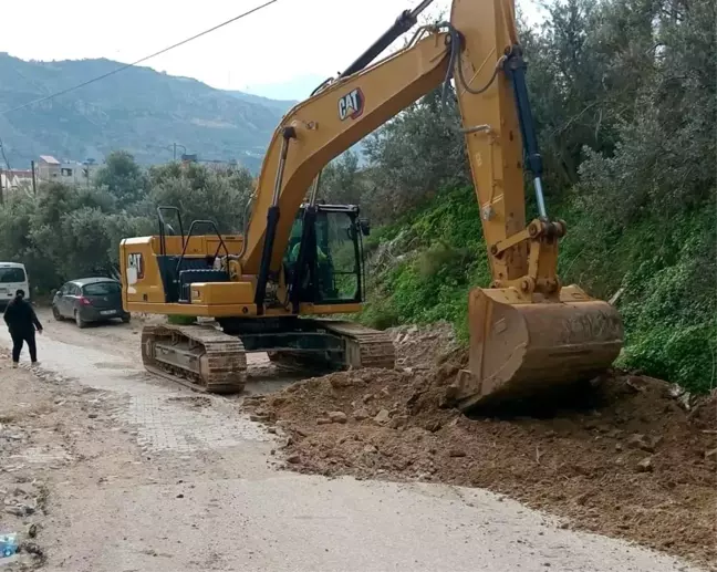 Hatay'da altyapısı tamamlanan bölgelerde yol yenileme çalışmaları hızlandı