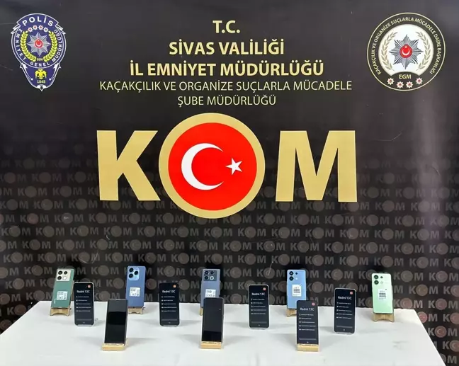 Sivas'ta Gümrük Kaçağı Cep Telefonları Ele Geçirildi