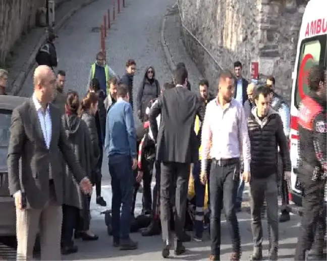 Beşiktaş'ta Kaza: 1 Polis Yaralandı