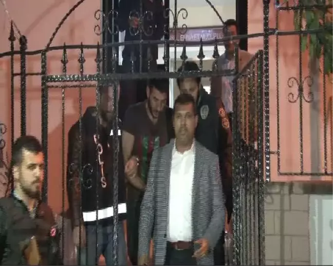 İstanbul'da Çöpteki Bavuldan Çıkan Kadın Cesedinin Şüphelisi Yakalandı