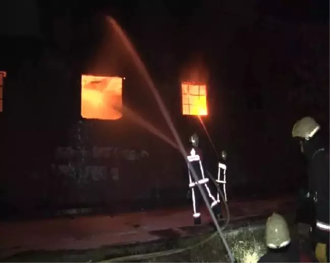 Arnavutköy'de Fabrika Yangını...(2)