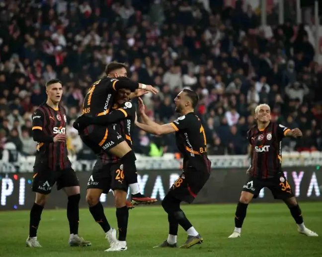 Galatasaray, Sivasspor'u 3-2 Yenerek Liderliğini Sürdürdü