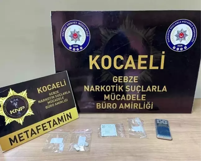 Kocaeli'de Uyuşturucu Operasyonunda 3 Şüpheli Tutuklandı