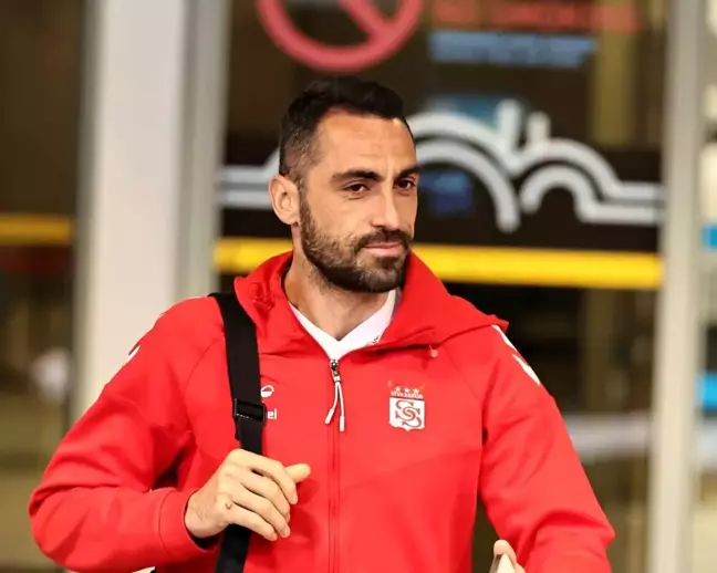 Sivasspor, Başakşehir Maçı İçin İstanbul'a Geldi