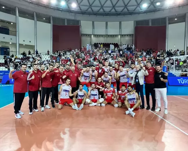 A Milli Erkek Voleybol Takımı Ukrayna'yı mağlup ederek finale yükseldi