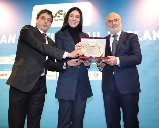 Türkiye'nin Gelişme İvmesi Hızlanarak Devam Edecek