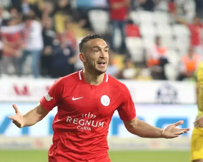 Antalyaspor'da Mevlüt Erdinç fırtınası