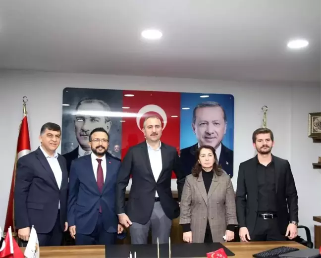 Adbulhamit Gül'e Şehitkamil'de coşkulu karşılama
