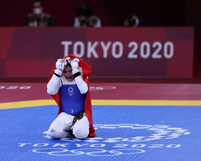 Milli tekvandocu Hatice Kübra İlgün, Tokyo 2020'de bronz madalya kazandı