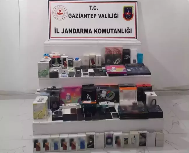 Gaziantep'te gümrük kaçağı elektronik eşyalar ele geçirildi