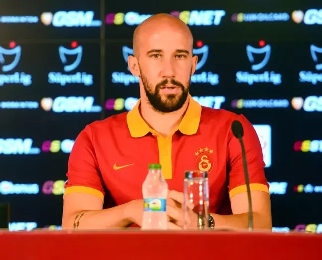 Iasmin Latovlevici:
