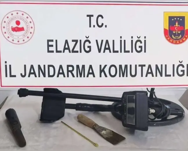 Elazığ'da Kaçak Kazı Yapan 2 Şüpheli Gözaltına Alındı