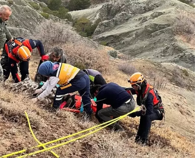 Sivas'ta avlanmak için gittiği arazide yaralanan kişi kurtarıldı