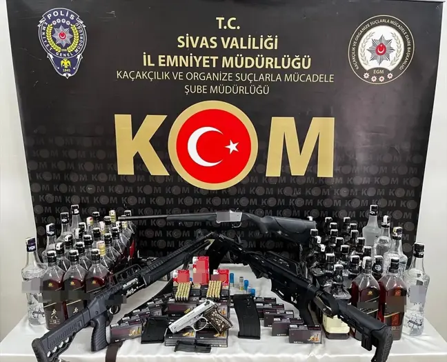 Sivas'ta Kaçakçılıkla Mücadele Operasyonu: 50 Litre Kaçak Alkol ve Silahlar Ele Geçirildi