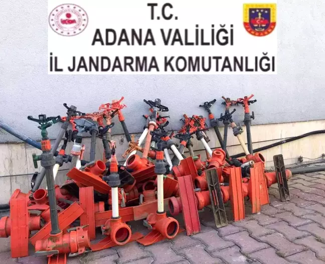Tarlalardan sulama fıskiyelerini çalan 2 kişi yakalandı