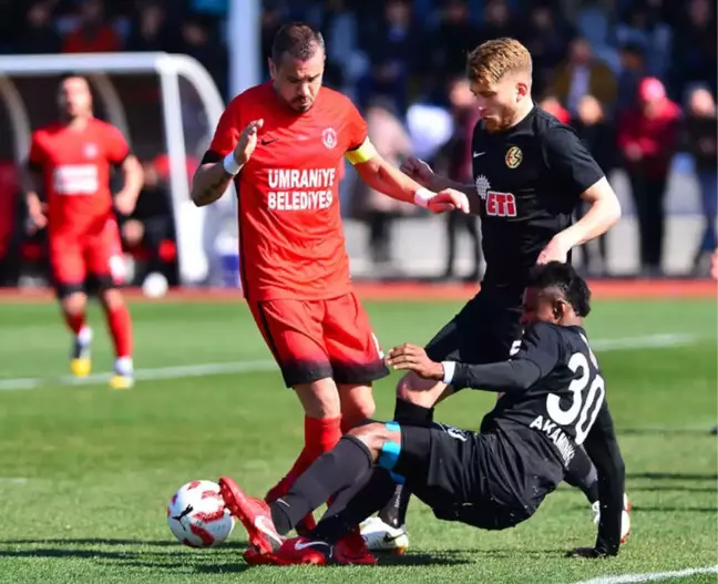 Lidere Eskişehir Çarptı