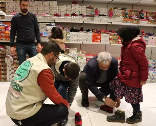 Avrupalı Hayırseverlerden Yetim Çocuklara Yardım Eli