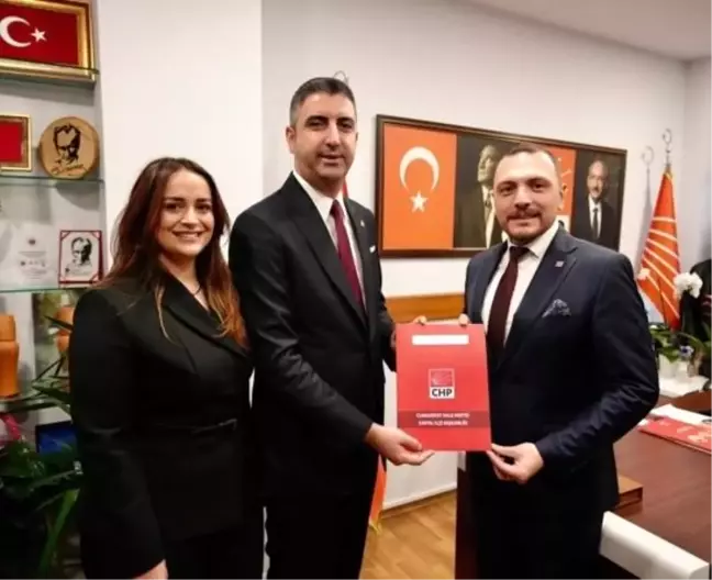 Kartal Belediye Başkanı Gökhan Yüksel, 2024 yerel seçimlerinde aday adaylığı başvurusunu yaptı