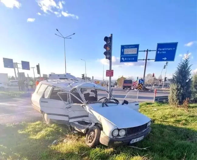 Bursa'da Trafik Kazası: Bir Kişi Hayatını Kaybetti, Bir Yaralı