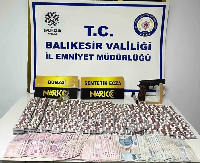 Balıkesir'de Narkotik Operasyonunda İki Şüpheli Gözaltına Alındı