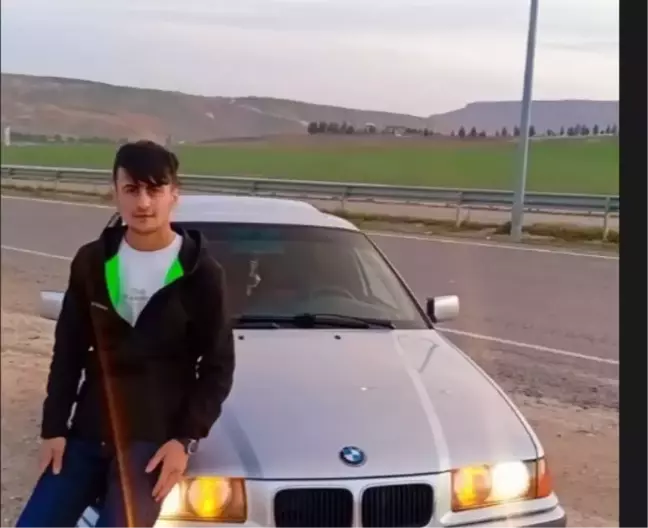 Şarampole Yuvarlanan Otomobilde Yaralanan Genç Hayatını Kaybetti