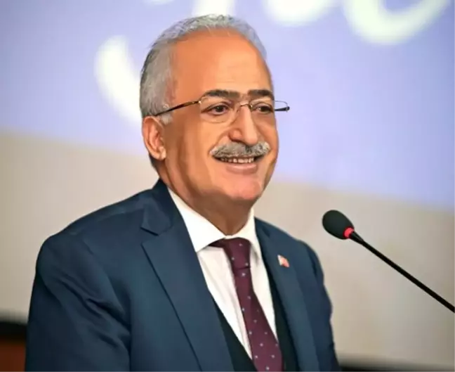 Atatürk Üniversitesi Rektörü Anneler Günü Mesajı Yayımladı