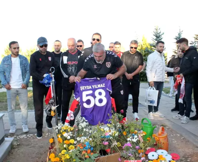 Samsunspor taraftarı şehit polis Şeyda Yılmaz'ı unutmadı