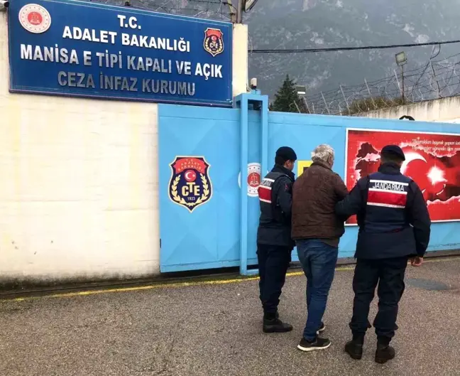 Dolandırıcılık Suçundan 10 Yıl Hapis Cezasıyla Aranan Şahıs Yakalandı