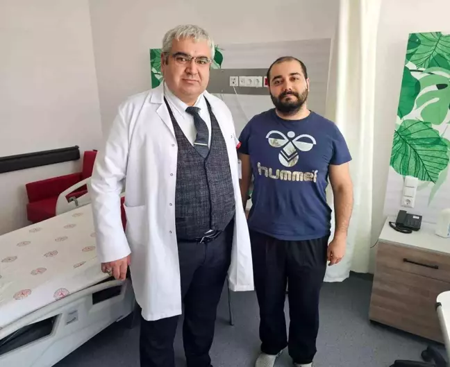 Beyin Cerrahı Dr. Burak Yürük'e Bıçaklı Saldırı: 'Sağlıkta Şiddete Hayır'