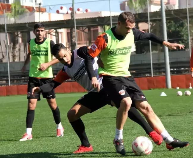 Adanaspor'da Ümraniyespor Mesaisi Başladı
