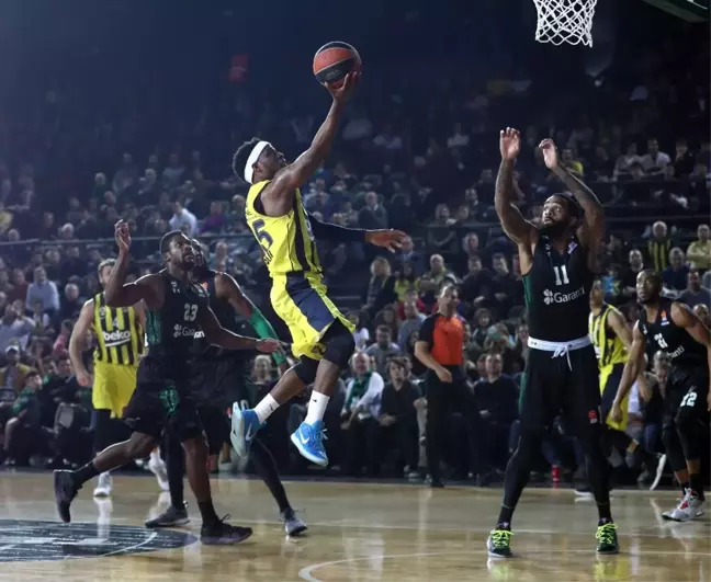 Fenerbahçe Beko Farklı Kazandı