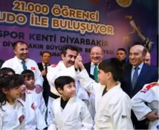 Diyarbakır'da 21 bin öğrenci judo ile buluşuyor