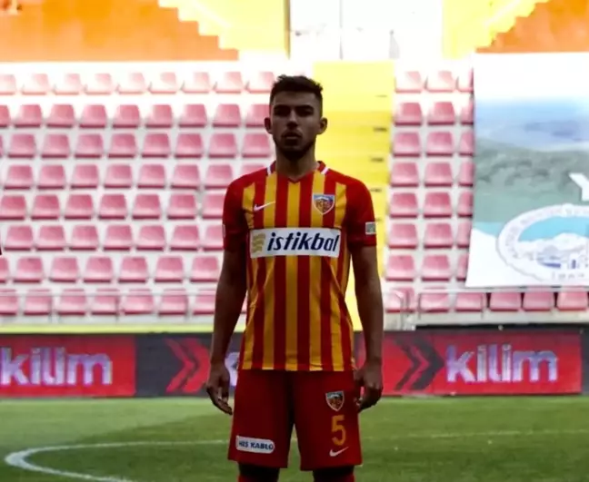 Kayserispor Oğuzhan Çapar ile yolunu ayırdı
