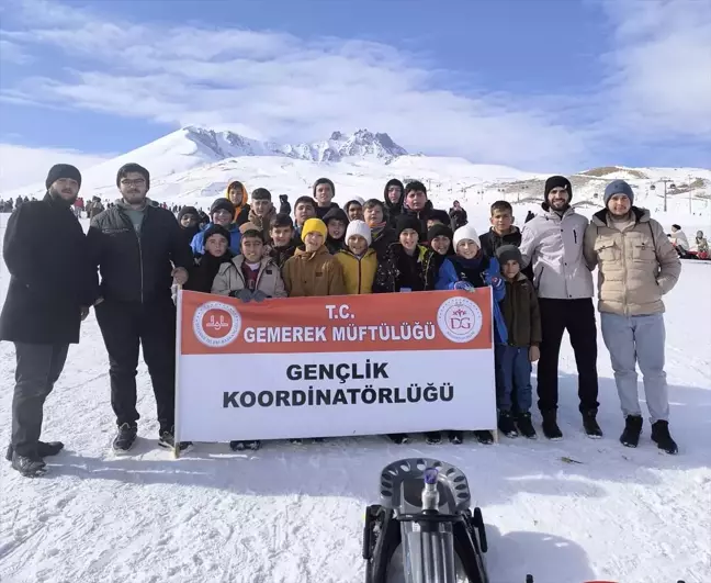 Başarılı Kur'an Kursu Öğrencilerine Erciyes Gezisi