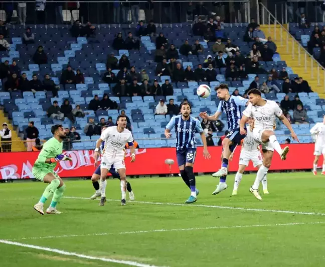 Trendyol Süper Lig'de Adana Demirspor ve Antalyaspor 1-1 Berabere Kaldı